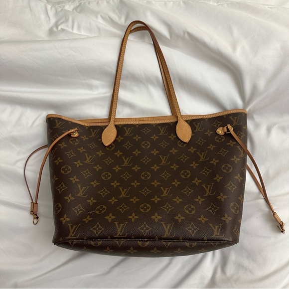 Louis Vuitton Neverfull MM - Picture 1 of 16